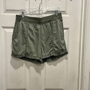 Faherty Tencel/Linen Blend Washed Green Women’s Pull On Shorts